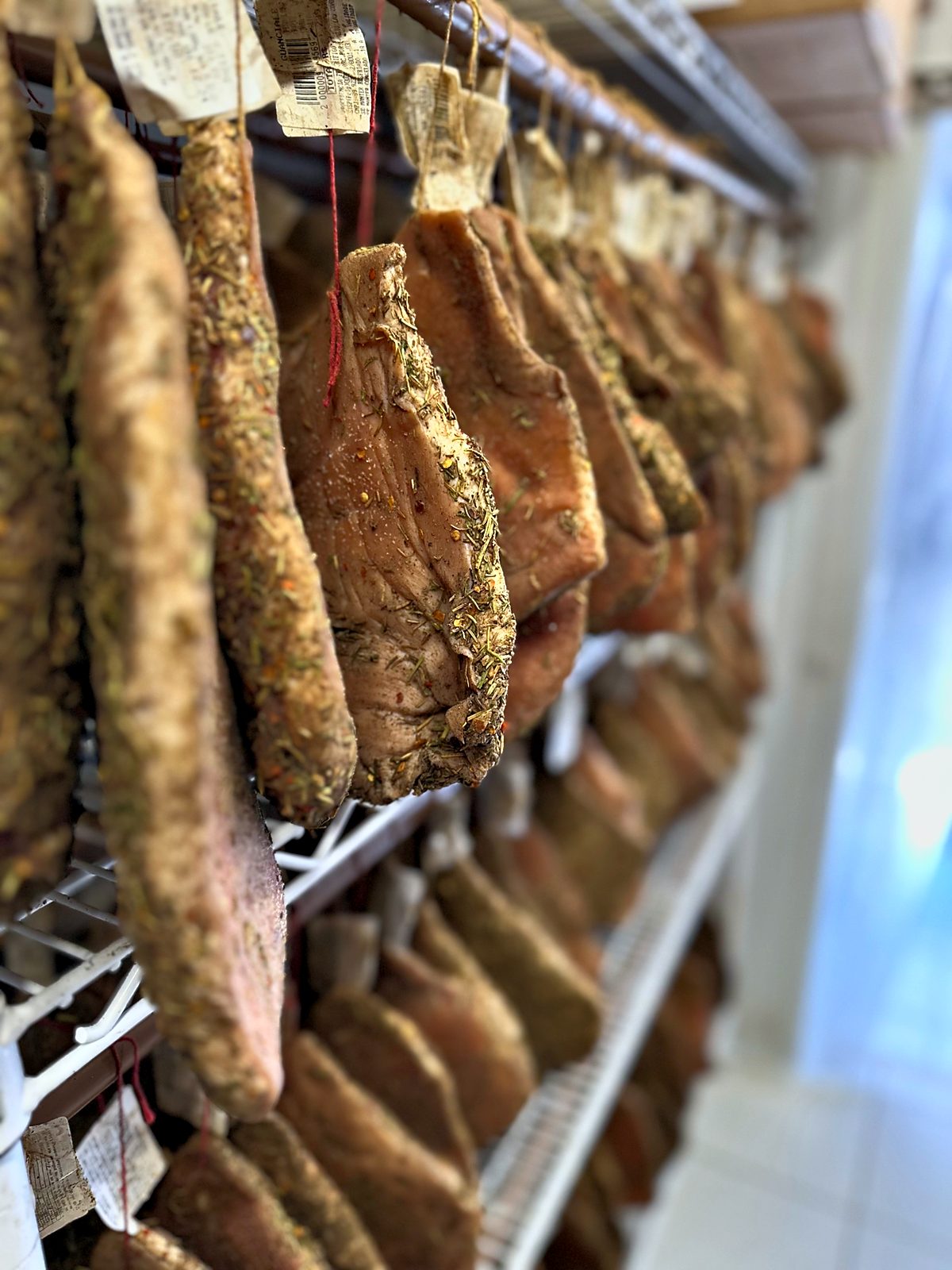 Guanciale e copas em cura, MaturaMeat
